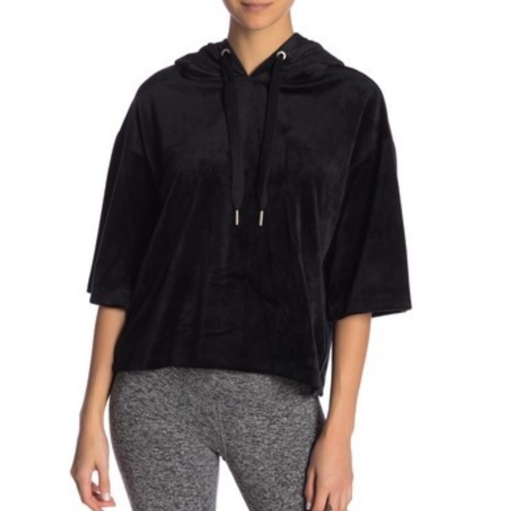 Donna Karan Cropped Short Sleeve Pullover Hoodie.